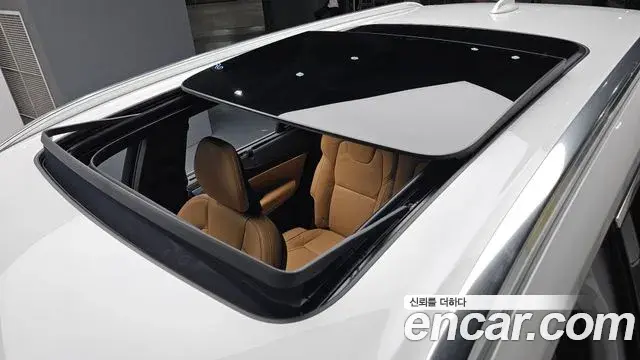 Volvo XC90 2025 — Photo 20/39