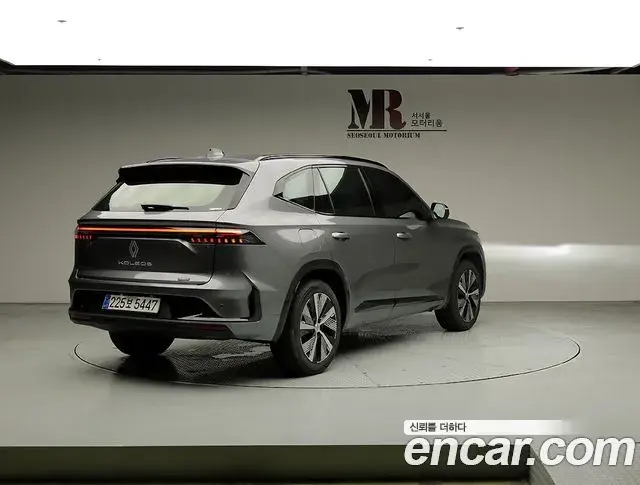Renault Samsung Grand Koleos 2025 — Photo 18/20