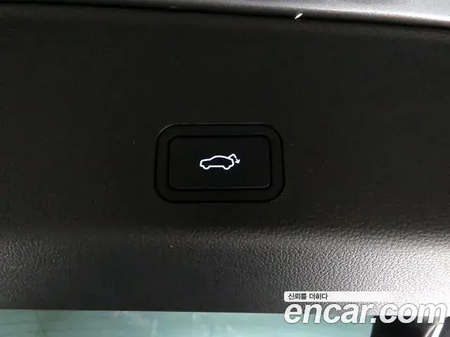 Renault Samsung Grand Koleos 2025 — Photo 2/20