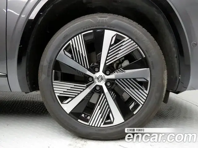 Renault Samsung Grand Koleos 2025 — Photo 9/20