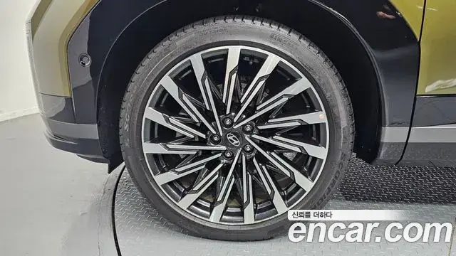 Hyundai Santa Fe 2024 — Şəkil 11/33