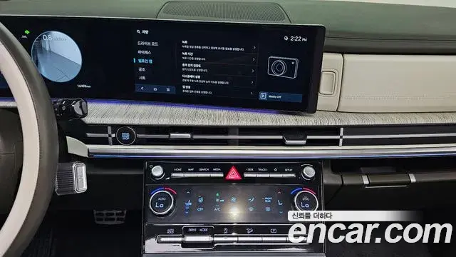 Hyundai Santa Fe 2024 — Şəkil 29/33
