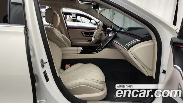 Mercedes-Benz S-Class 2022 — Photo 14/30