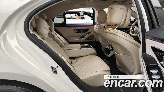 Mercedes-Benz S-Class 2022 — Photo 2/30