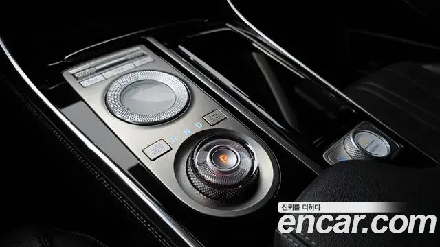 Genesis GV80 2022 — ფოტო 2/31