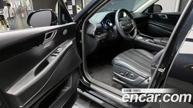 Genesis GV80 2022 — ფოტო 14/31
