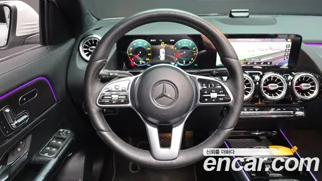 Mercedes-Benz GLA-Class 2021 — Photo 20/30