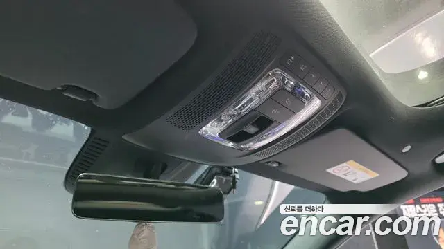 Mercedes-Benz GLA-Class 2021 — Photo 12/30