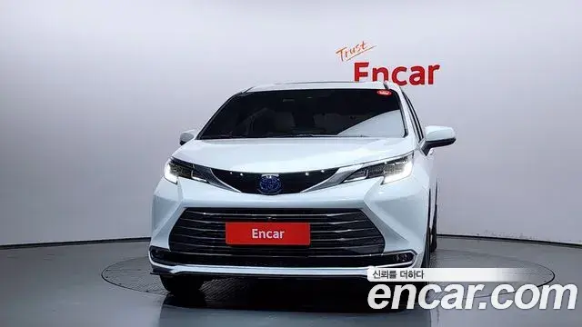 Toyota Sienna 2024 — Photo 15/20