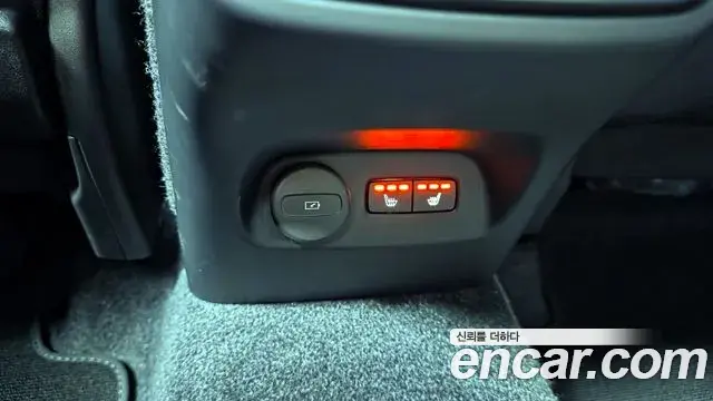 Volvo XC40 2025 — Photo 13/30