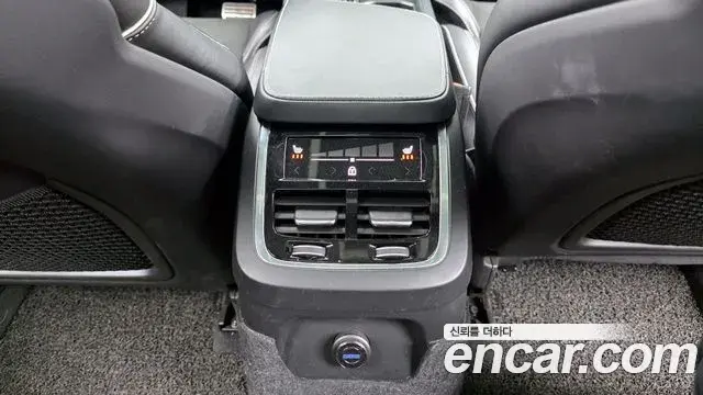 Volvo XC90 2020 — Şəkil 5/20