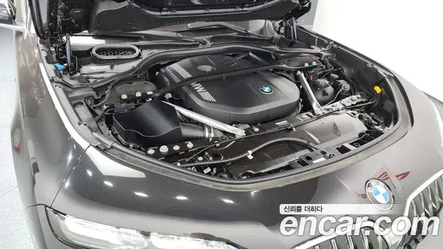BMW 7 Series 2025 — Photo 19/37