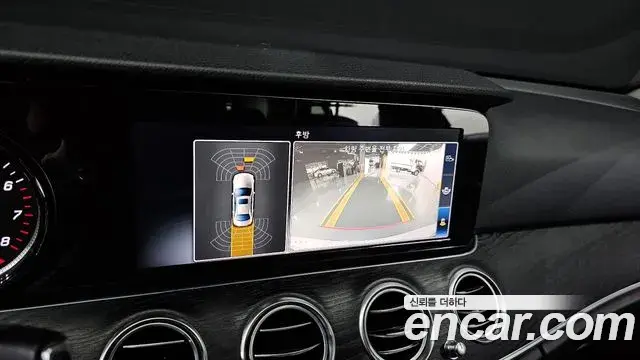 Mercedes-Benz E-Class 2018 — Фото 15/20