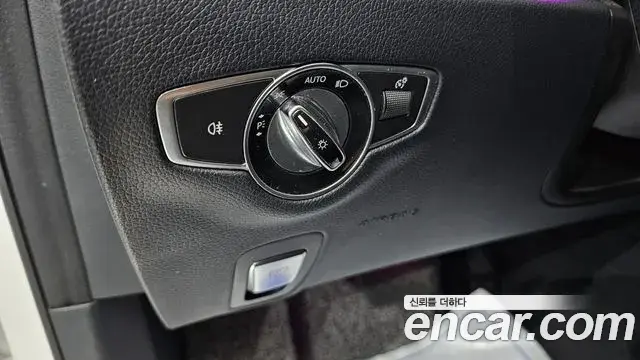 Mercedes-Benz E-Class 2018 — Фото 20/20