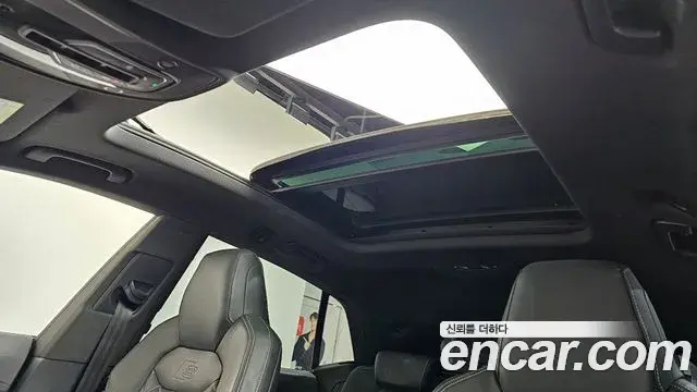 Audi Q8 2023 — ფოტო 6/20