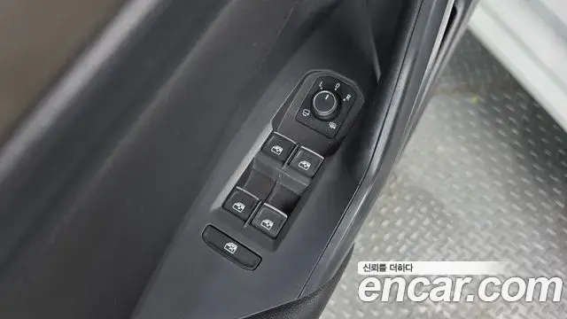 Volkswagen Jetta 2021 — Photo 15/32