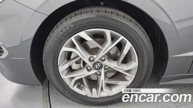 Hyundai Sonata Hybrid 2020 — ფოტო 24/33