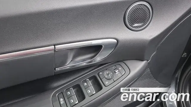 Hyundai Sonata Hybrid 2020 — ფოტო 9/33