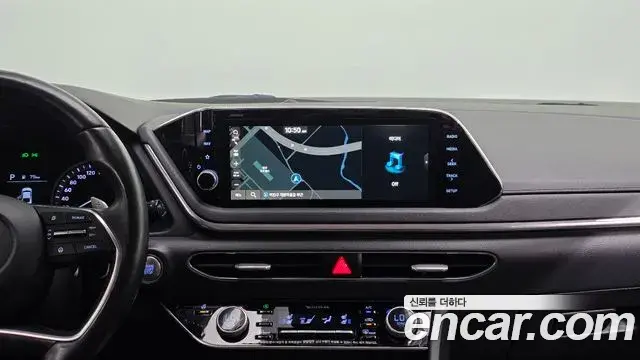 Hyundai Sonata Hybrid 2020 — ფოტო 18/33