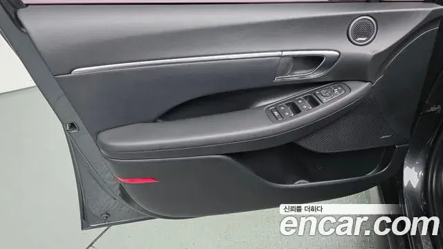 Hyundai Sonata Hybrid 2020 — ფოტო 7/33