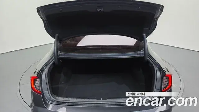 Hyundai Sonata Hybrid 2020 — ფოტო 17/33