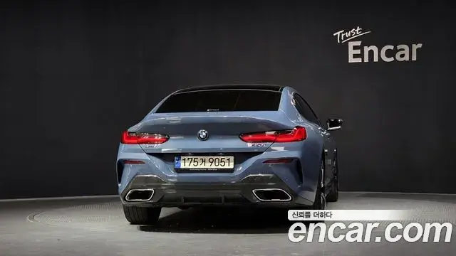 BMW 8 Series 2021 — Фото 3/20