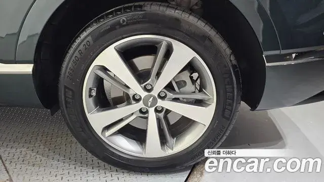 Genesis GV80 2021 — Photo 18/31