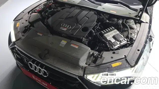 Audi A7 2023 — ფოტო 21/33