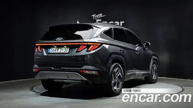 Hyundai Tucson Hybrid 2022 — ფოტო 2/20