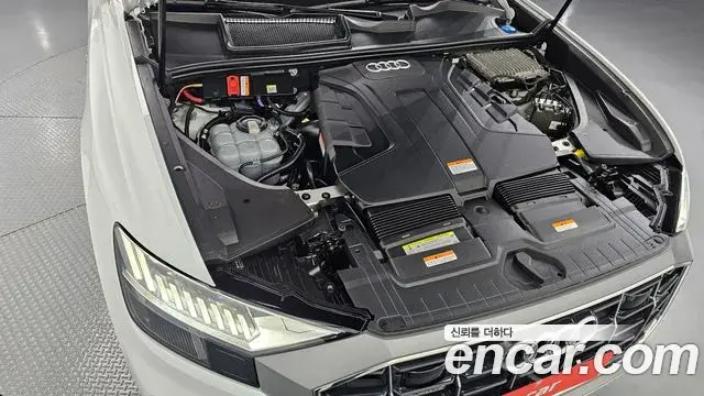 Audi Q8 2020 — ფოტო 2/20