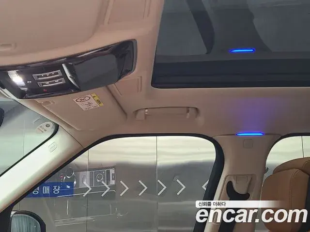 Land Rover Range Rover 2021 — ფოტო 18/20
