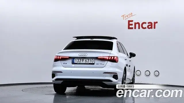 Audi A3 2023 — ფოტო 15/31