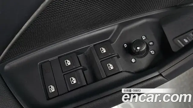 Audi A3 2023 — ფოტო 14/31