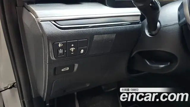 Kia K5 2025 — Photo 20/34
