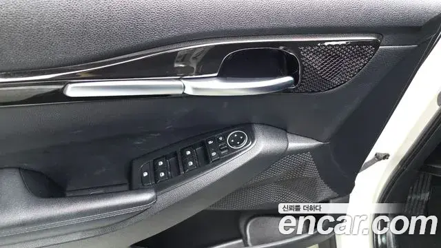 Kia Seltos 2022 — ფოტო 12/30