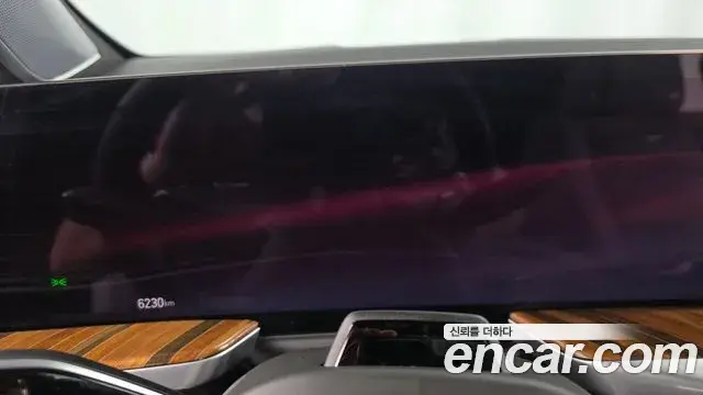 Cadillac Escalade 2025 — ფოტო 5/20