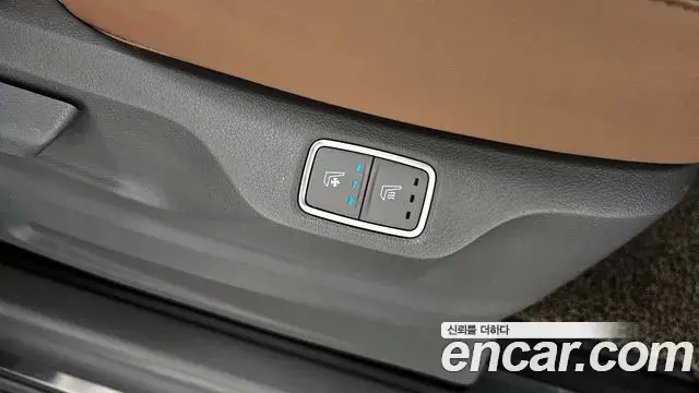 Hyundai Staria 2021 — ფოტო 24/35