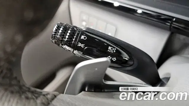 Hyundai Staria 2021 — ფოტო 26/35