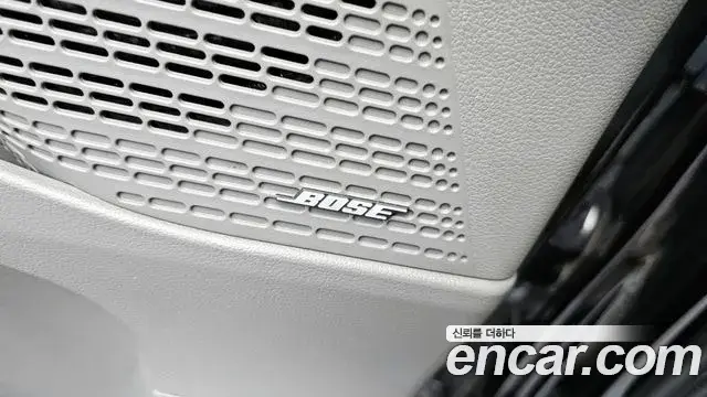 Hyundai Staria 2021 — ფოტო 10/35