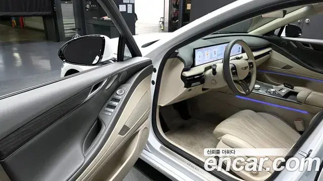 Genesis G80 2024 — Photo 21/45