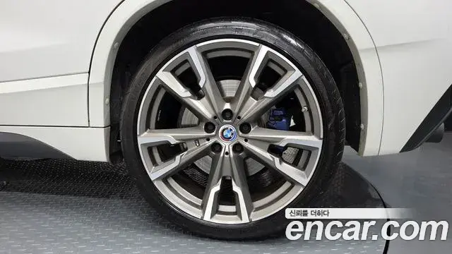 BMW X2 2022 — Photo 31/38