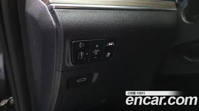 Kia K5 2022 — Şəkil 7/30