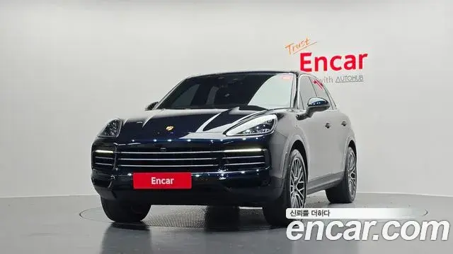 Porsche Cayenne 2020 — Photo 25/35
