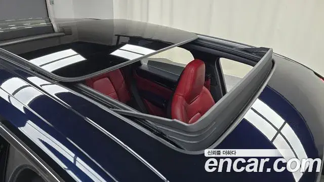 Porsche Cayenne 2020 — Photo 12/35