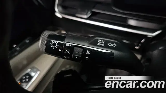 Kia Carnival 2025 — Photo 37/39