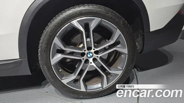 BMW X5 2023 — Photo 3/34