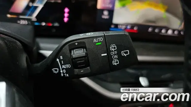 BMW X5 2023 — Photo 13/34
