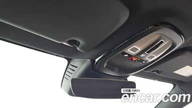 Volvo V60 Cross Country 2023 — Photo 8/34