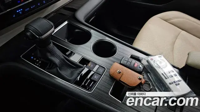 Toyota Sienna 2024 — Photo 8/20