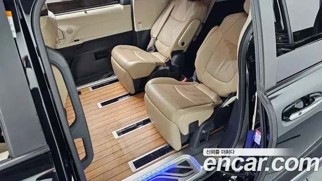 Toyota Sienna 2024 — Photo 11/20